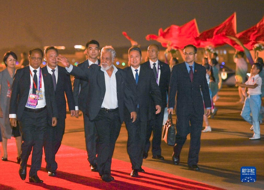 八人排九牌下载